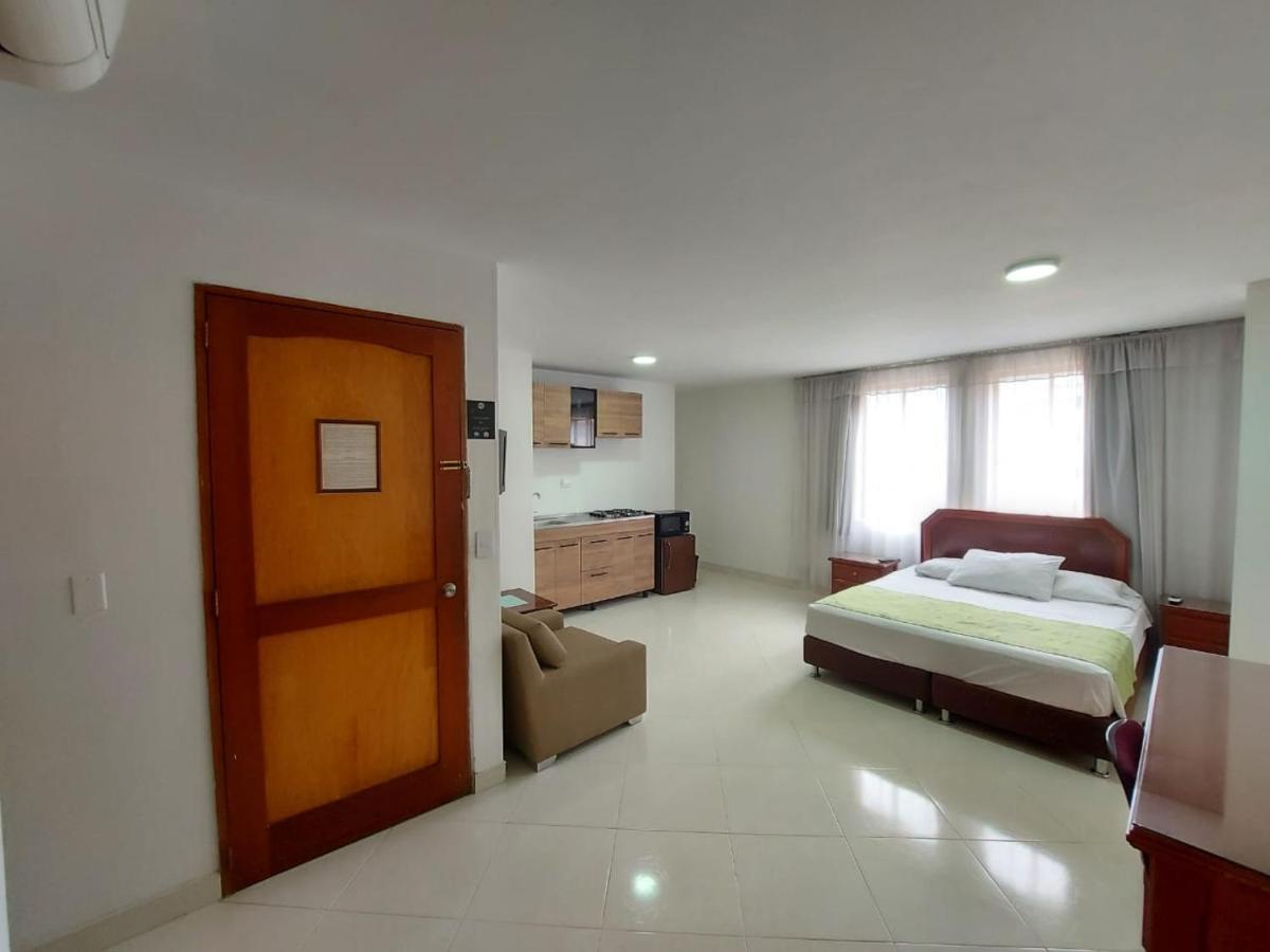 מדיין Hotel Florida Inn מראה חיצוני תמונה