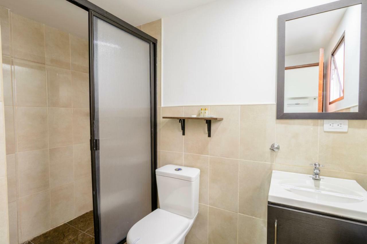 מדיין Hotel Florida Inn מראה חיצוני תמונה